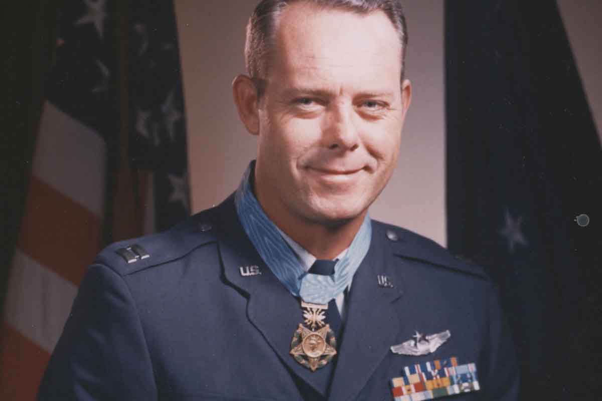 An Air Force Pilot Earned The Medal Of Honor By Daring The Enemy To Try And Catch Him Flipboard